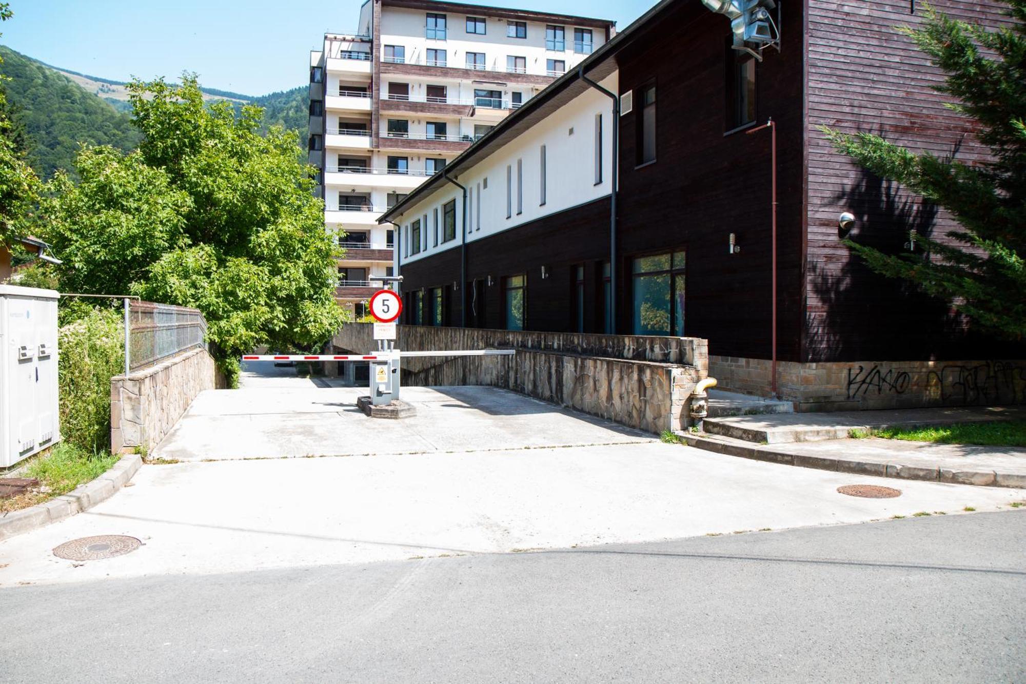 Panoramic Forest View - Balcony And Private Parking Sinaia