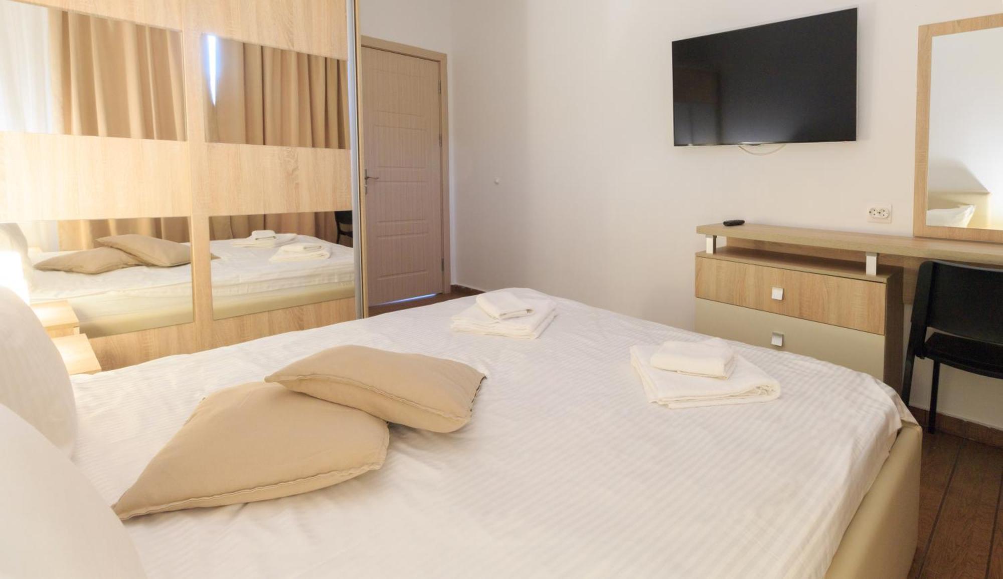 Apartment Panoramic Forest View - Balcony And Private Parking *