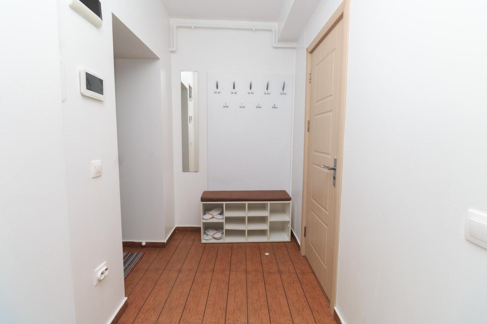 Panoramic Forest View - Balcony And Private Parking * Sinaia